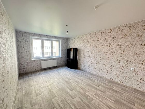 Продажа 2-комнатной квартиры 62 м², 1/10 этаж