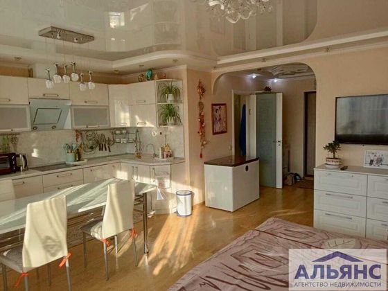 Продажа квартиры-студии 41,5 м², 2/5 этаж