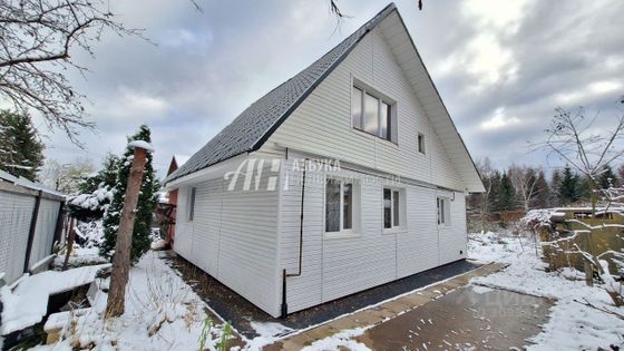 Продажа дома, 180 м², с участком 6 соток