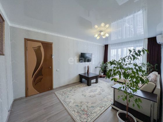 Продажа 3-комнатной квартиры 64 м², 10/10 этаж