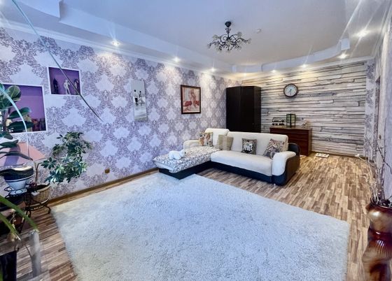 Продажа 2-комнатной квартиры 83,5 м², 1/5 этаж