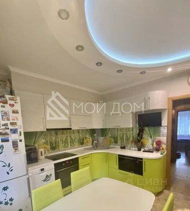 Продажа 3-комнатной квартиры 62 м², 2/5 этаж