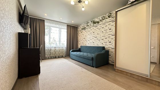 Продажа 3-комнатной квартиры 75,6 м², 2/4 этаж