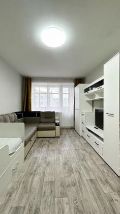 Продажа 1-комнатной квартиры 35 м², 3/4 этаж