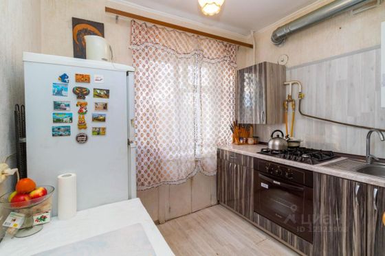 Продажа 3-комнатной квартиры 54 м², 2/4 этаж