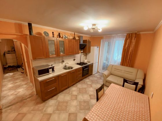 Продажа 2-комнатной квартиры 57,5 м², 1/9 этаж