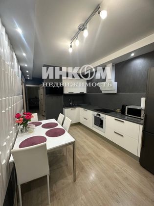 Продажа 2-комнатной квартиры 60,2 м², 16/17 этаж