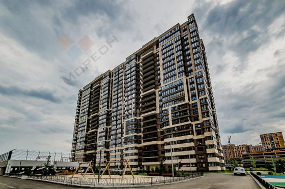 Продажа 3-комнатной квартиры 75,8 м², 1/23 этаж