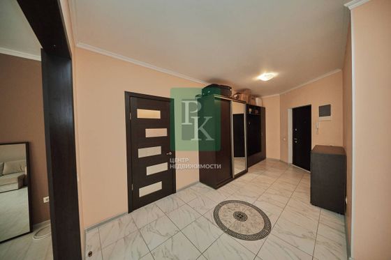 Продажа 2-комнатной квартиры 107,6 м², 5/10 этаж