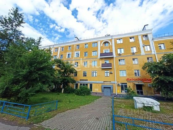 Продажа 2-комнатной квартиры 60 м², 1/4 этаж