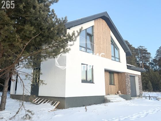 Продажа дома, 212 м², с участком 9,3 сотки