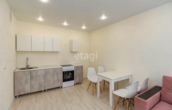 Продажа 2-комнатной квартиры 60,4 м², 2/4 этаж