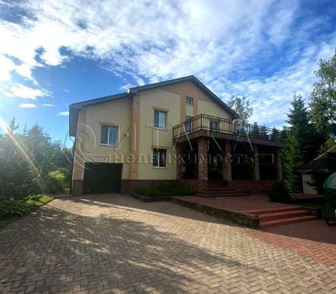 Продажа дома, 328 м², с участком 20 соток