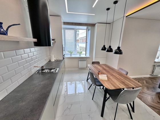 Продажа 2-комнатной квартиры 68 м², 5/14 этаж