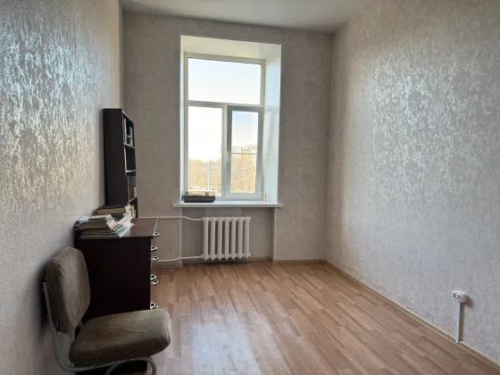 Продажа 1 комнаты, 13,4 м², 4/4 этаж