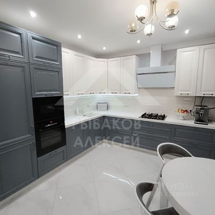 Продажа 3-комнатной квартиры 100 м², 2/9 этаж
