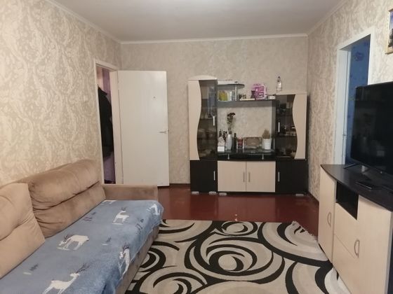 Продажа 4-комнатной квартиры 61,8 м², 3/5 этаж