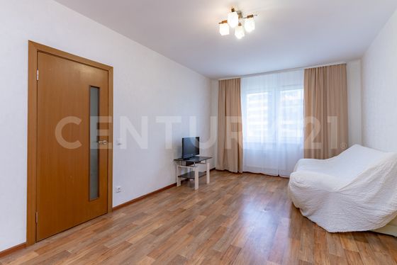 Продажа 1-комнатной квартиры 37,7 м², 8/25 этаж