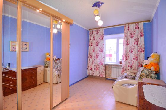 Продажа 3-комнатной квартиры 69 м², 5/5 этаж