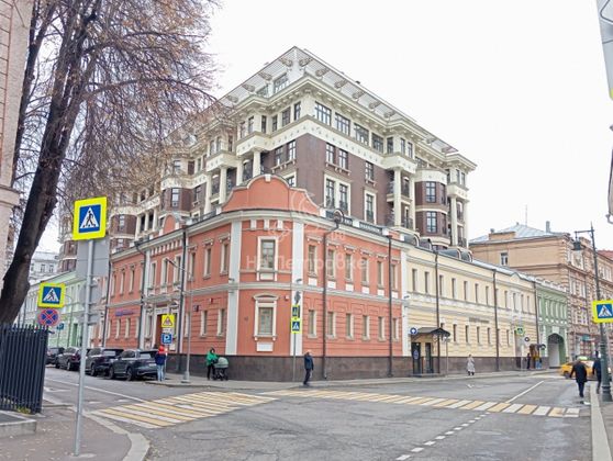 Продажа 3-комнатной квартиры 138 м², 3/10 этаж