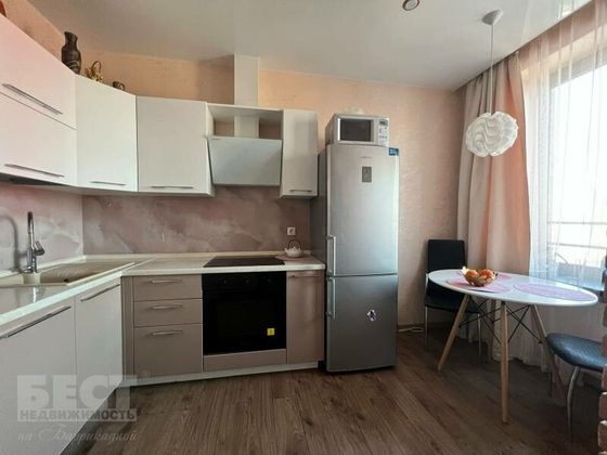 Продажа 1-комнатной квартиры 30 м², 36/47 этаж