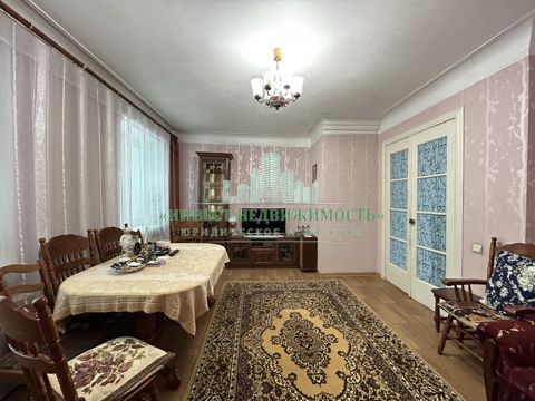 Продажа 3-комнатной квартиры 71 м², 2/2 этаж