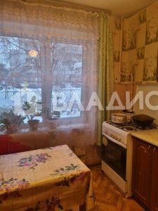 Продажа 3-комнатной квартиры 63,7 м², 1/10 этаж