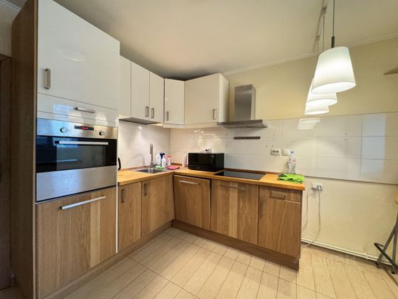 Продажа 3-комнатной квартиры 79 м², 1/2 этаж