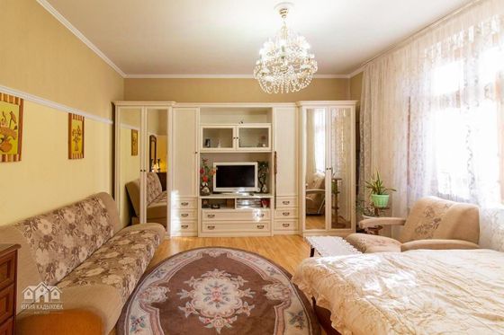 Продажа 1-комнатной квартиры 35,7 м², 2/2 этаж