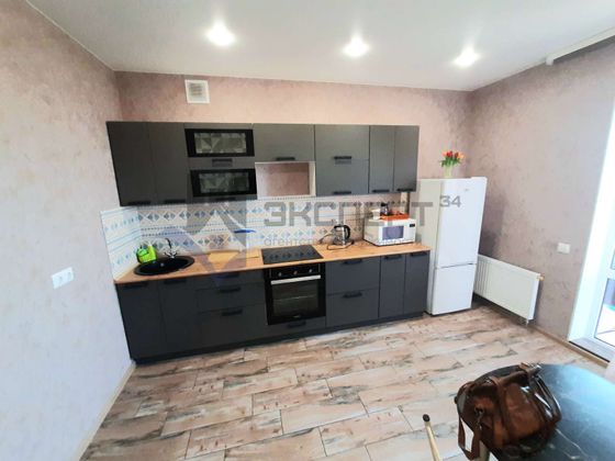 Продажа 1-комнатной квартиры 42 м², 7/10 этаж