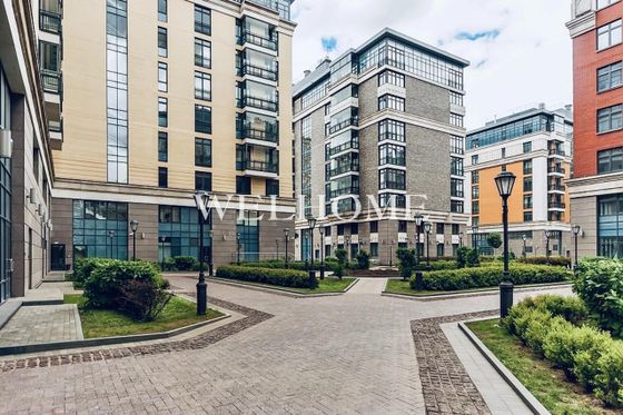 Продажа 4-комнатной квартиры 178,7 м², 8/8 этаж