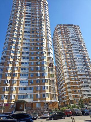 Продажа 2-комнатной квартиры 52 м², 17/26 этаж