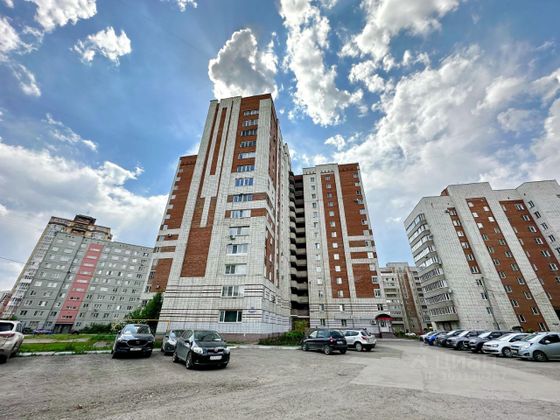 Продажа 2-комнатной квартиры 62 м², 3/14 этаж