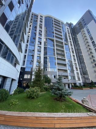 Продажа 2-комнатной квартиры 86 м², 7/19 этаж