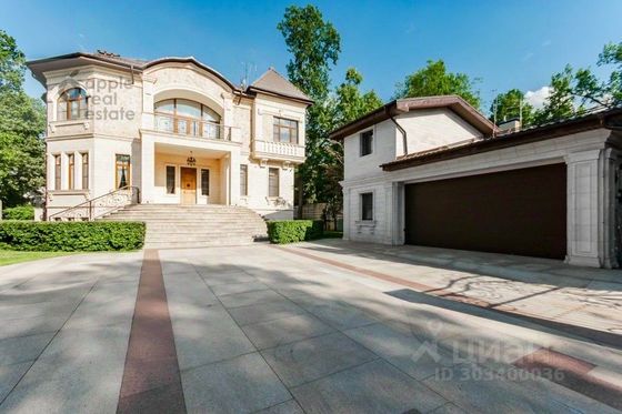 Аренда дома, 600 м², с участком 18 соток