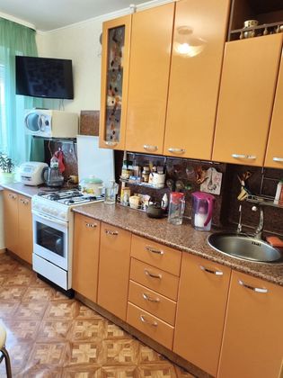 Продажа 3-комнатной квартиры 61 м², 4/9 этаж