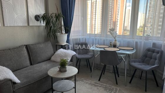 Продажа 2-комнатной квартиры 64 м², 6/17 этаж