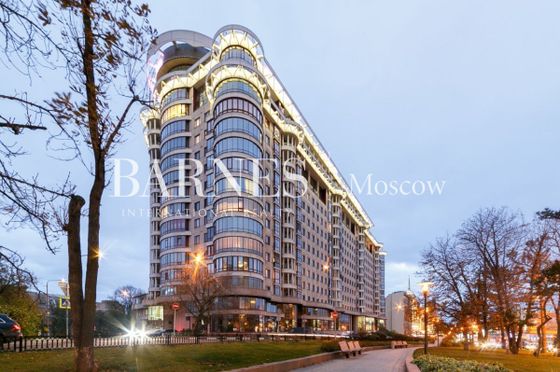 Продажа 4-комнатной квартиры 184,4 м², 12/13 этаж