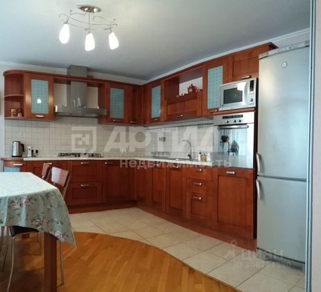 Аренда 4-комнатной квартиры 119 м², 7/10 этаж