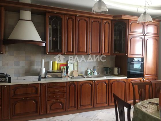 Продажа 3-комнатной квартиры 118 м², 28/30 этаж