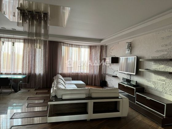 Продажа 4-комнатной квартиры 163,9 м², 3/6 этаж