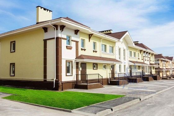 Продажа дома, 104 м², с участком 2 сотки