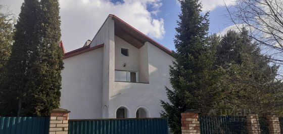 Продажа дома, 280 м², с участком 30 соток