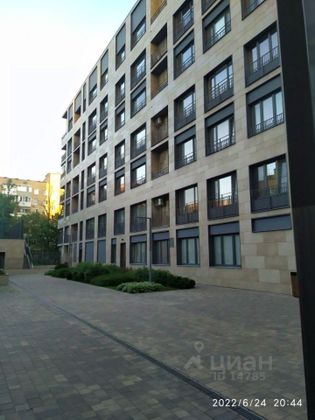 Продажа 2-комнатной квартиры 62 м², 8/15 этаж