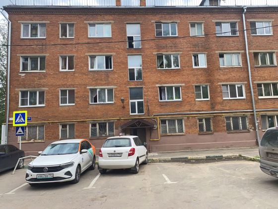 Продажа 1 комнаты, 60 м², 4/4 этаж