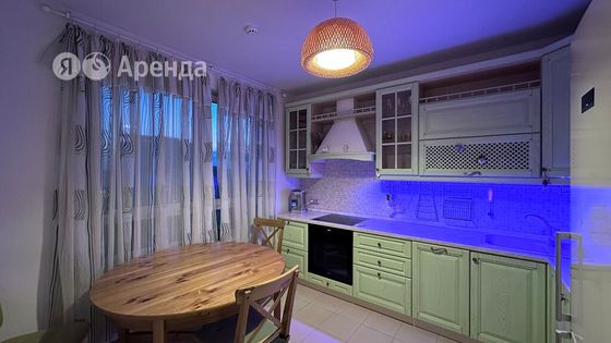 Аренда 2-комнатной квартиры 56 м², 17/18 этаж