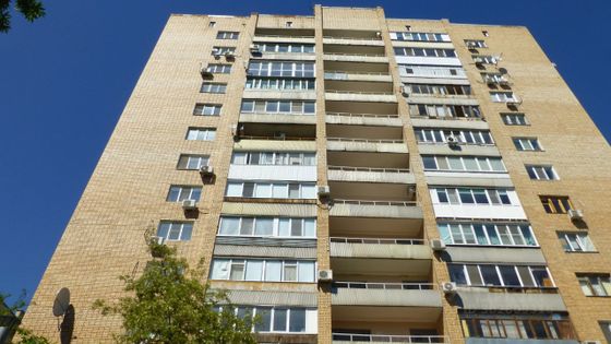 Продажа 3-комнатной квартиры 80 м², 2/14 этаж