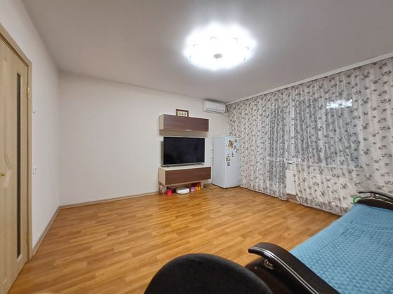 Продажа 2-комнатной квартиры 56,9 м², 2/10 этаж