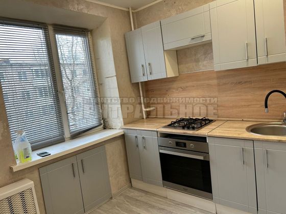 Продажа 2-комнатной квартиры 45 м², 2/5 этаж