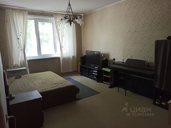 Продажа 2-комнатной квартиры 45 м², 2/9 этаж